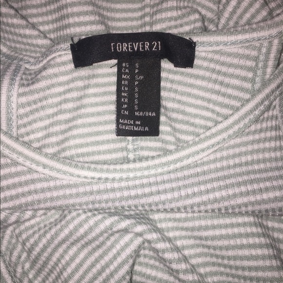 Forever 21 stripped razor back crop top - Picture 3 of 3